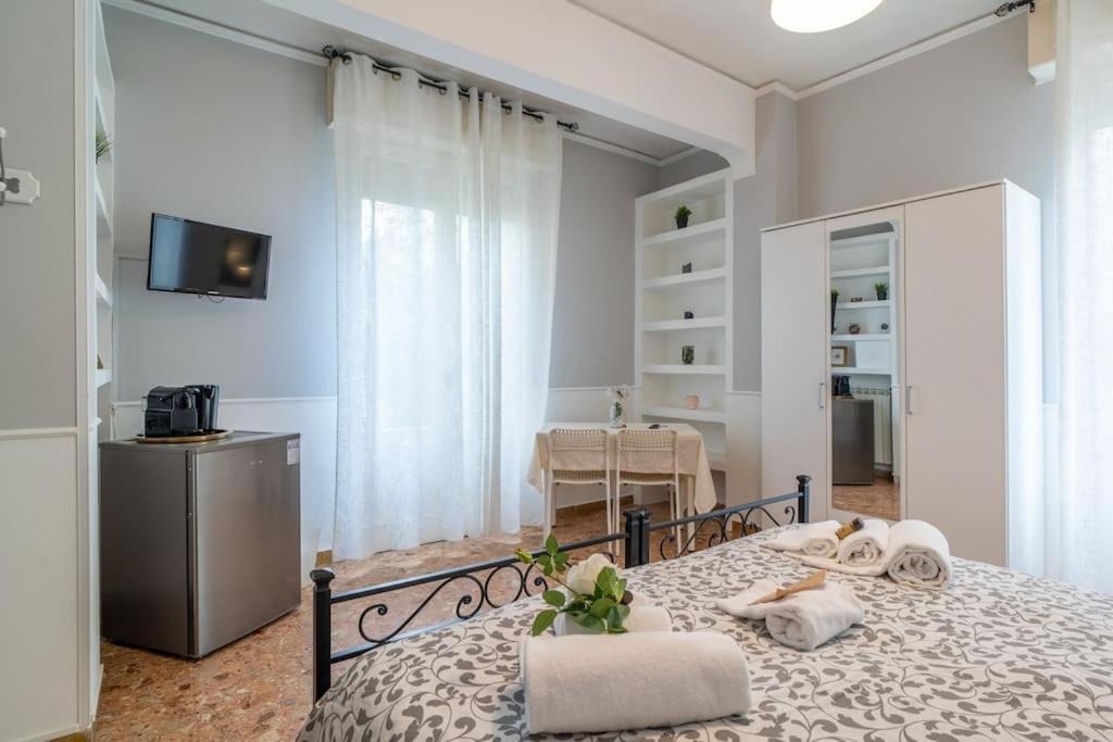 Terrazze Italiane City Center - White Apartment Верона Экстерьер фото
